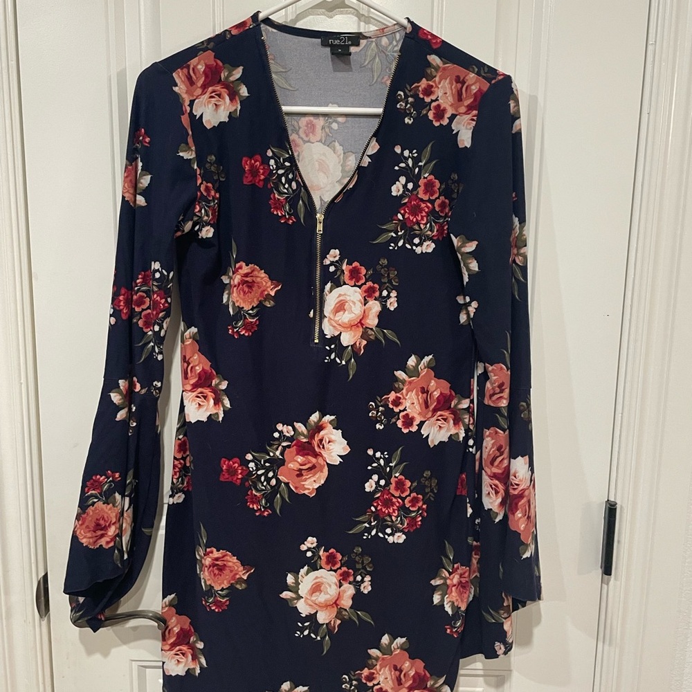 Rue21 Navy Floral Long Sleeve Dress